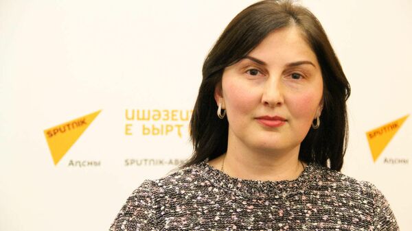 Психолог Хорава о потоке информации - Sputnik Абхазия