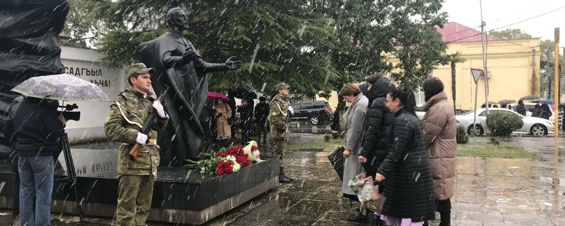 Памятная церемония в честь погибших защитников Абхазии в Гудауте - Sputnik Абхазия, 1920, 16.03.2022