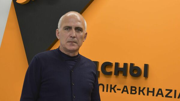 Посредник: Лабахуа об антикризисных мерах в связи с экономической обстановкой - Sputnik Абхазия