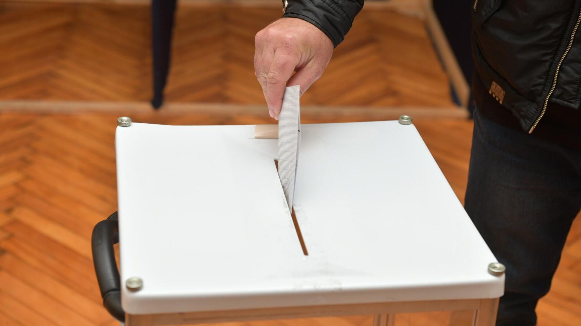 Выборы во второй тур в Народное Собрание Абхазии - Sputnik Абхазия, 1920, 28.05.2022