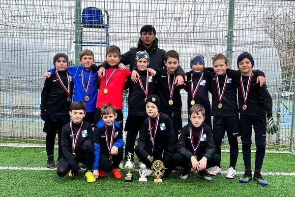 Детские футбольные клубы из Гагры взяли золото и серебро на турнире в Анапе  - Sputnik Абхазия