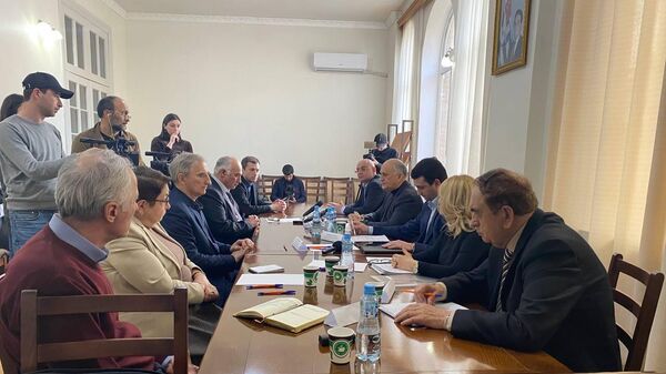 В ЦСИ обсудили энергосистему Абхазии  - Sputnik Абхазия