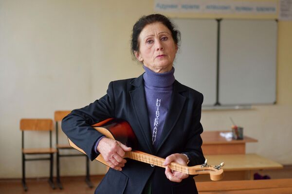 Музыкальный кружок в Абгархукской школе - Sputnik Абхазия