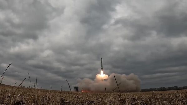 Работа ракетного комплекса Искандер по целям ВСУ - Sputnik Абхазия