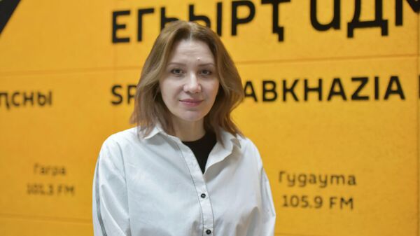 Актриса Гюрегян о почетном звании в профессии: это любовь, признание, большая честь  - Sputnik Абхазия