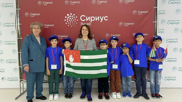 Робототехники из Гагры заняли первое и второе места в Сириусе  - Sputnik Абхазия