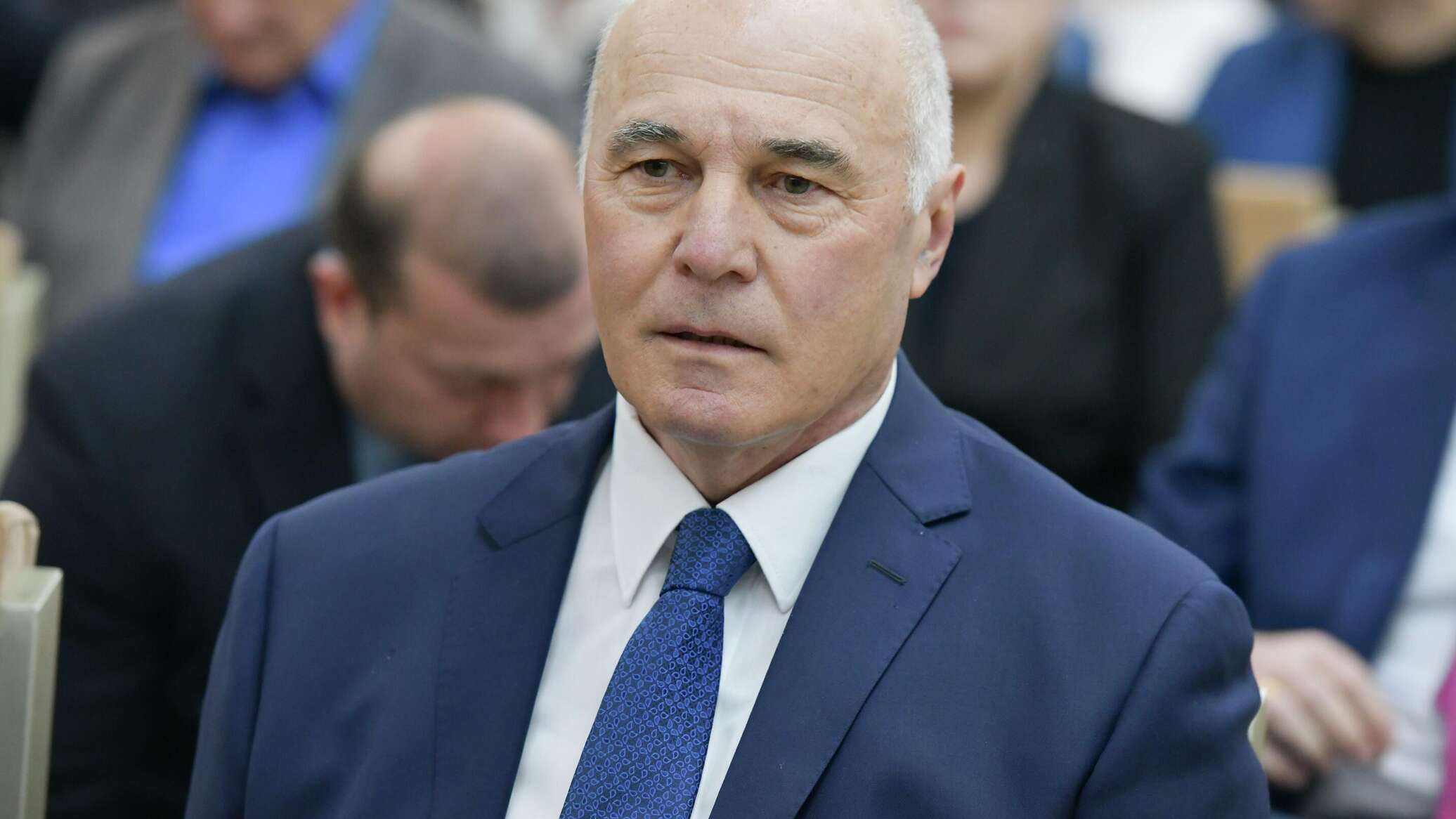Не расстраивайся мем