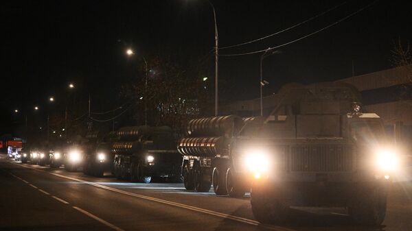 Перемещение военной техники из Алабино в Москву для участия в параде Победы  - Sputnik Абхазия