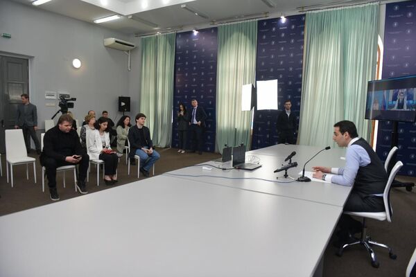 Видеоконференция официального представителя МИД России Марии Захаровой с журналистами абхазских средств массовой информации - Sputnik Аҧсны