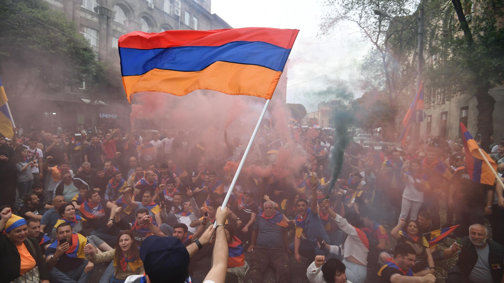 Шествие оппозиции в Ереване - Sputnik Аҧсны, 1920, 02.05.2022