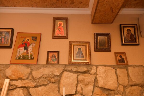  Выставка православной иконописи  в Каманском монастыре - Sputnik Абхазия