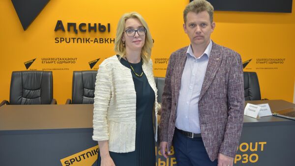 Такие обстоятельства: Безукладова и Никольский о выставке Святые воины  - Sputnik Абхазия