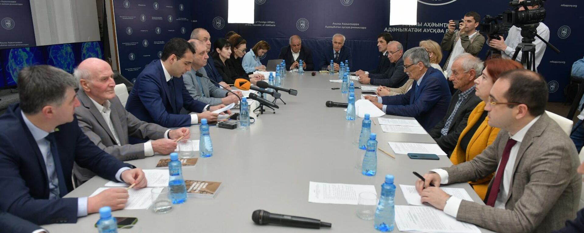 Первое заседание Общественного Совета при Министерстве иностранных дел Республики Абхазия - Sputnik Аҧсны, 1920, 16.05.2022