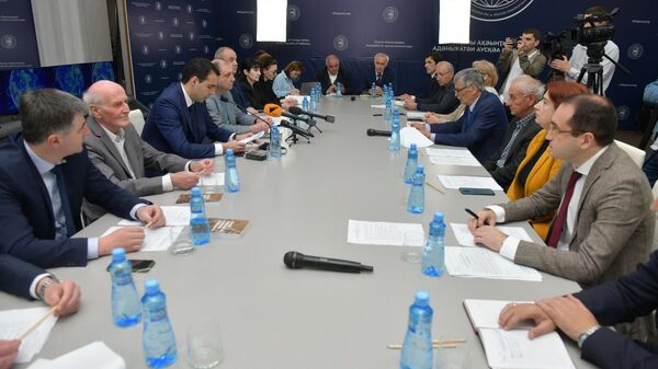 Первое заседание Общественного Совета при Министерстве иностранных дел Республики Абхазия - Sputnik Аҧсны