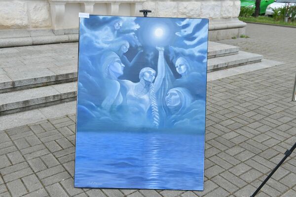 На набережной Сухума открылась выставка картин репатриантов - Sputnik Абхазия