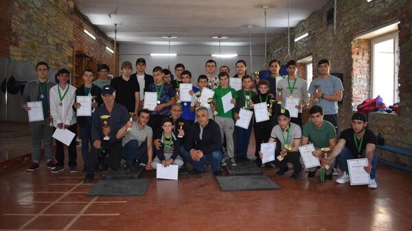 Стали известны победители и призеры первенства и чемпионата Абхазии по тяжелой атлетике  - Sputnik Абхазия