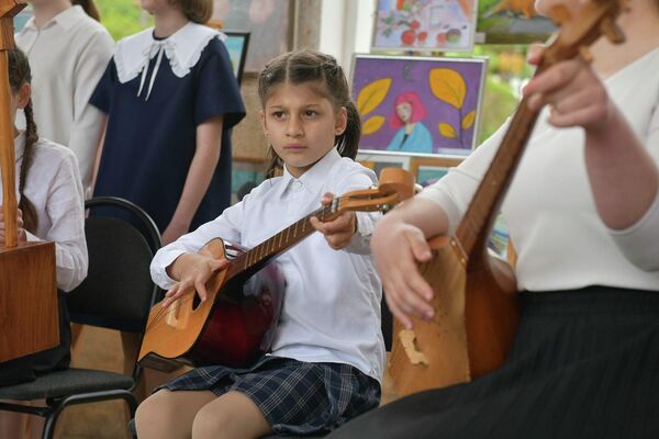 Концерт в поддержку школы искусств имени Ковача прошел в Сухуме - Sputnik Абхазия