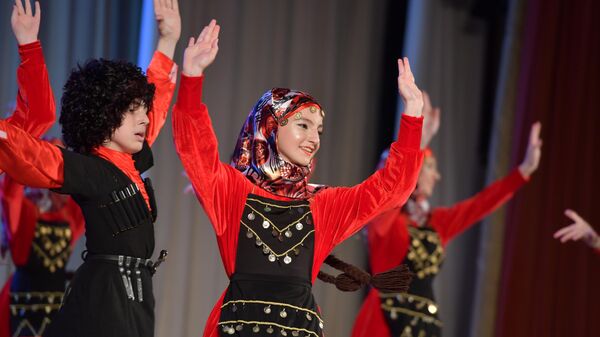Праздничный концерт ансамбля Афыртын - Sputnik Абхазия