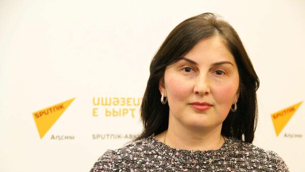 Хорава: для детей лето - это островок жизни, главное их не разочаровывать   - Sputnik Абхазия