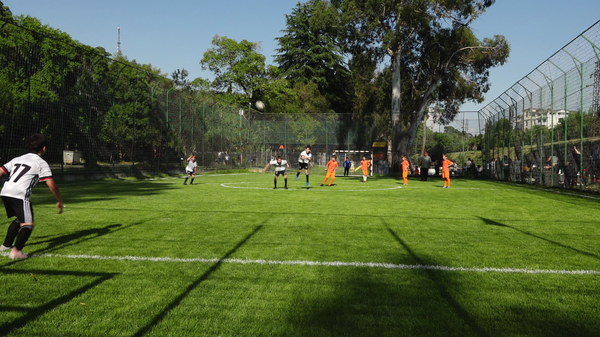 На радость детишкам: открытие мини-футбольного поля в Сухуме - Sputnik Абхазия