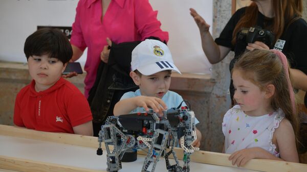 День защиты детей на платформе Гума - Sputnik Абхазия