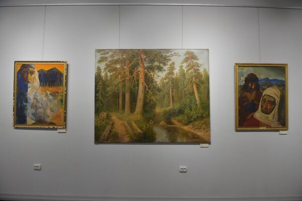 Выставка русских художников в Абхазии  - Sputnik Абхазия