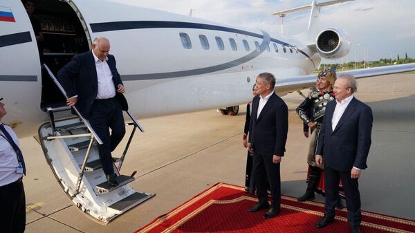 Президент Аслан Бжания прибыл в Уфу - Sputnik Абхазия
