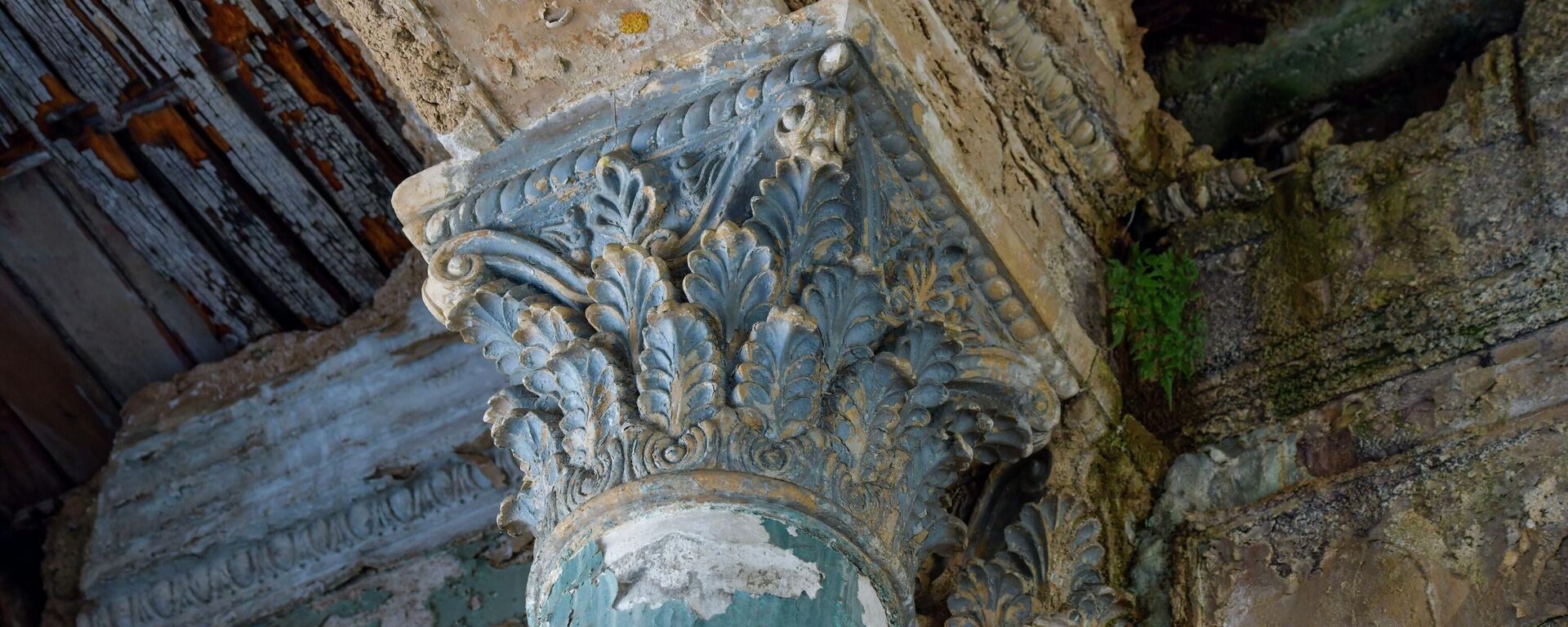 Железнодорожный вокзал Келасур в Сухуме - Sputnik Абхазия, 1920, 19.08.2022