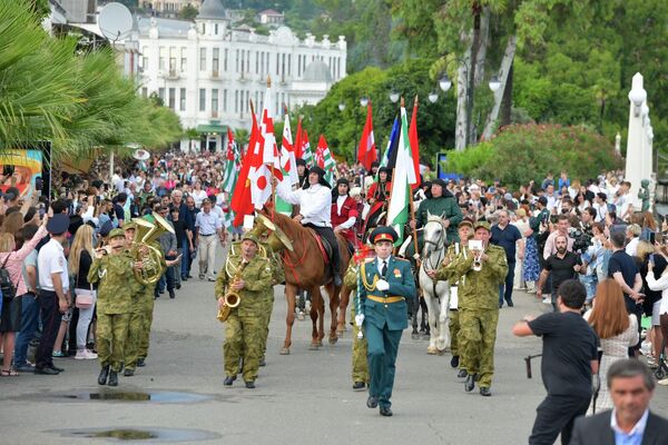 Празднование Дня национального флага Абхазии в Сухуме - Sputnik Абхазия