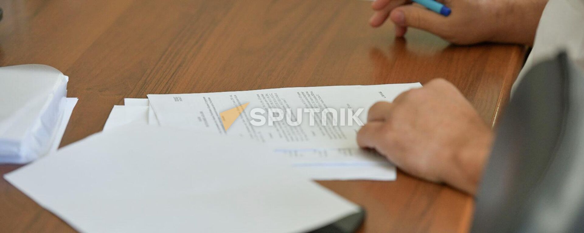 Подпись документов  - Sputnik Абхазия, 1920, 04.08.2022
