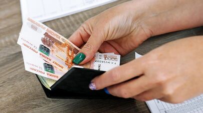 Жители Мелитополя начали получать единовременные выплаты в рублях