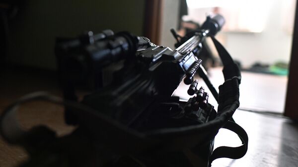 Чистка оружия бойцами снайперского взвода МВД ЛНР - Sputnik Абхазия