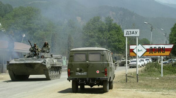 Российские военнослужащие направляются в сторону Цхинвали - Sputnik Абхазия