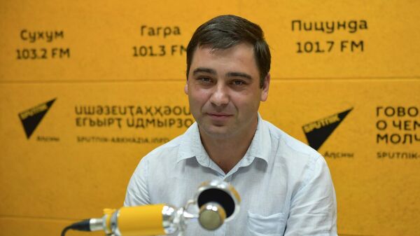 Гражданин и начальник: Асландзия об эффективности закона о кассовых аппаратах  - Sputnik Абхазия