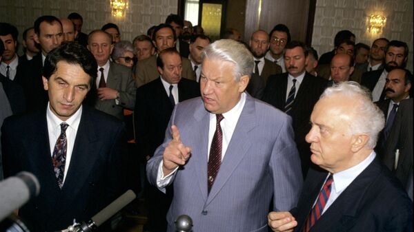Преговоры Ардзинба,Ельцина и Шеварнадзе  - Sputnik Абхазия