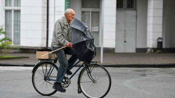 Осень встретила дождем - Sputnik Абхазия