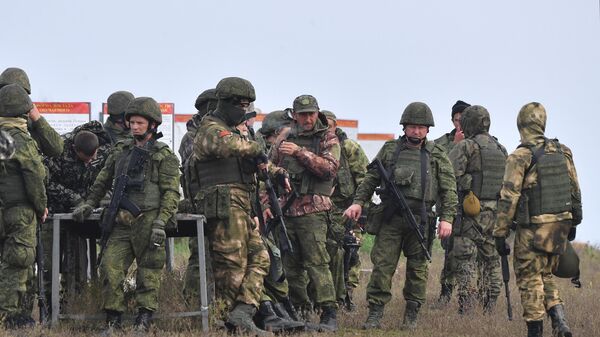 Подготовка призванных в рамках частичной мобилизации в РФ на полигоне в ДНР - Sputnik Абхазия