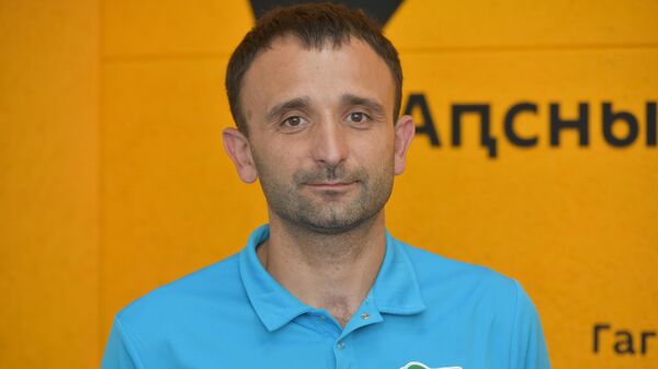 Дополнительное время: Гущин о Кубке дружбы народов Кавказа по женскому баскетболу  - Sputnik Абхазия