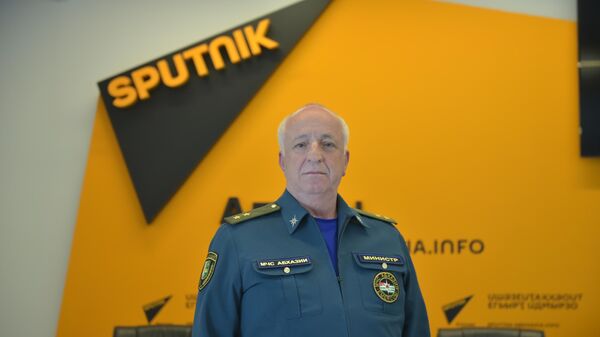 Гражданин и начальник: Квициния о летнем сезоне спасателей и пожарной безопасности - Sputnik Абхазия