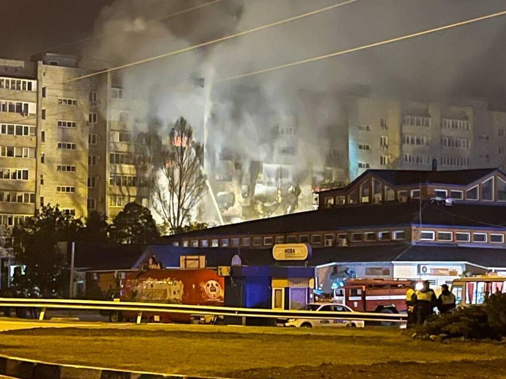 Падение самолета сегодня в краснодарском крае. Пожар в Ейске 17.10.2022. Крушение самолета в Ейске 17 октября 2022.