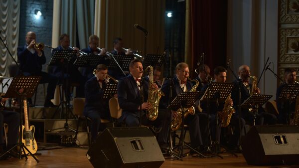 Выступление Биг-бенд в филармонии  - Sputnik Абхазия