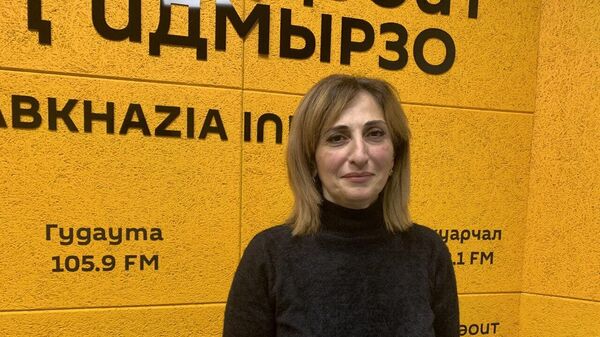 Гражданин и начальник: Кварчелия о повышении квалификации учителей  - Sputnik Абхазия