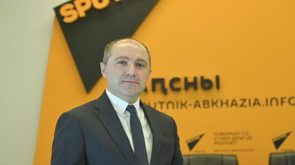 Посредник: Гулария о бюджете Пенсионного фонда Абхазии - Sputnik Абхазия