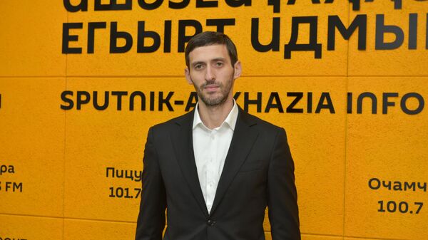 Контроль и соцвыплаты: что изменилось за год работы депутатов сухумского Горсобрания - Sputnik Абхазия