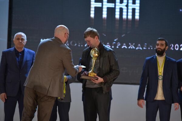 Награждение победителей и призеров футбольных чемпионатов Абхазии - Sputnik Абхазия