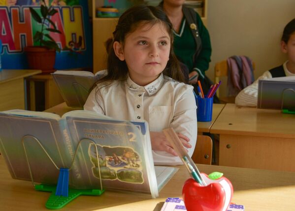 В основном в школе-интернате учатся дети из сел Гудаутского и Гагрского районов. - Sputnik Абхазия