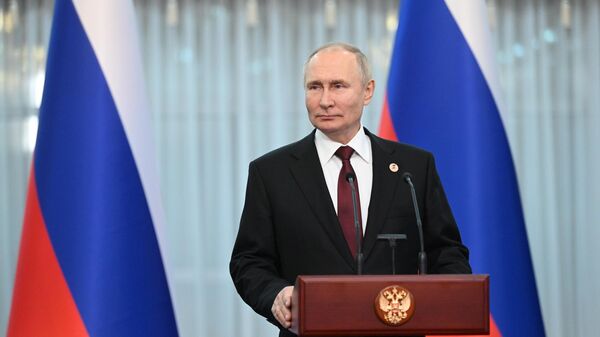 Владимир Путин участвует в неформальной встрече лидеров СНГ - Sputnik Абхазия