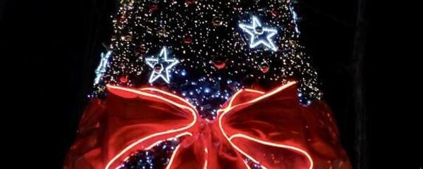 Новогодняя елка в городе Ткуарчал Новогодняя елка в городе Ткуарчал - Sputnik Аҧсны