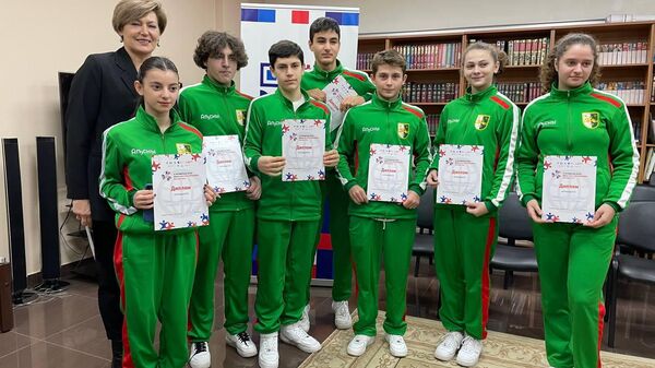 Награждение  абхазских спортсменов, участвовавших в играх соотечественников в Москве - Sputnik Аҧсны