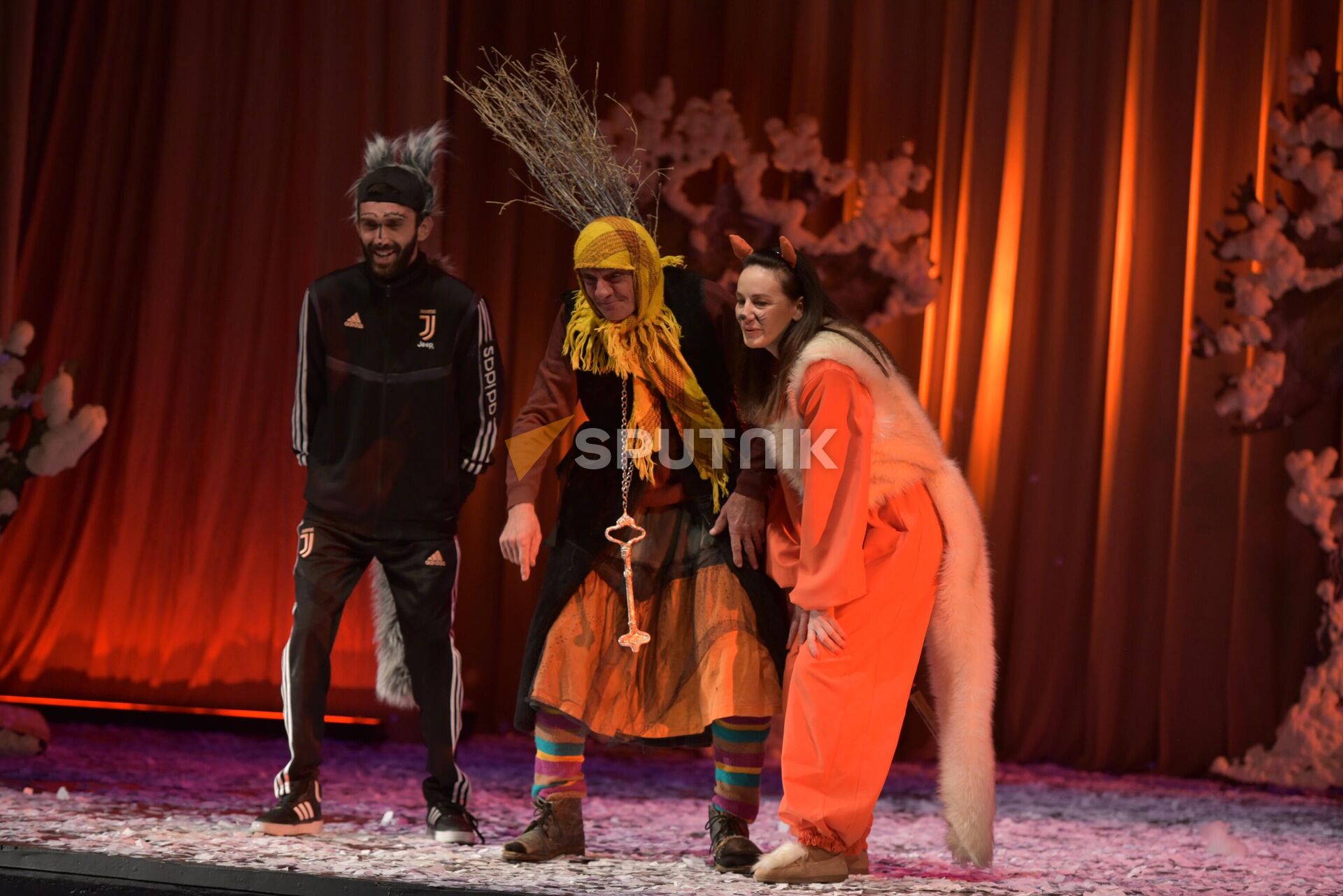 Новогоднее представление для детей в драмтеатре - Sputnik Аҧсны, 1920, 22.03.2023